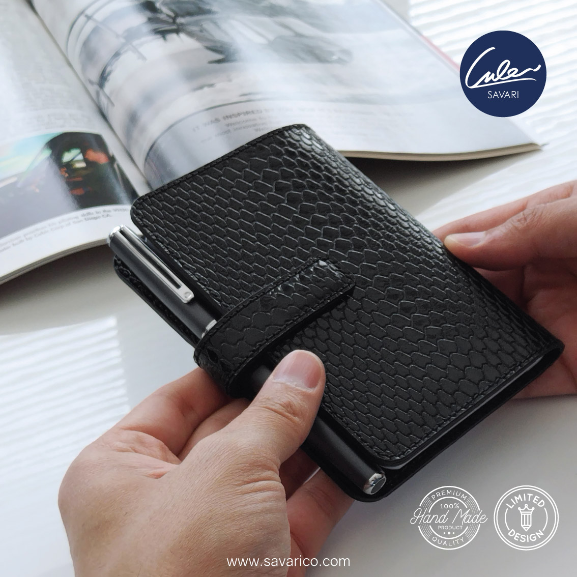 ژورنال جیبی با جلد چرم طبیعی به همراه خودکار و دفترچه یادداشت قابل تعویض برند سواری SAVARI ( مدل S-۲۶-۰۲ )
